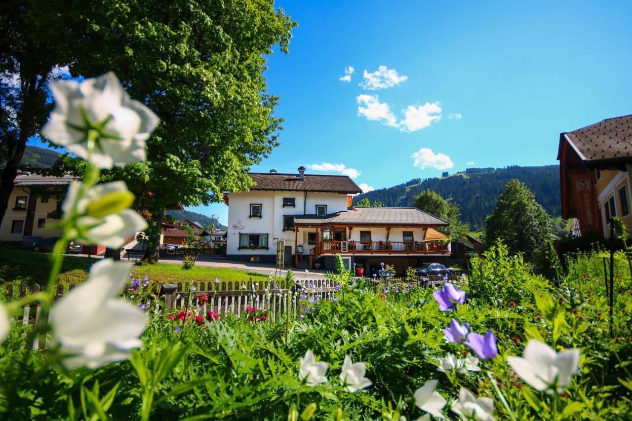 Kia Ora Hotel Restaurant Wagrain Buitenkant foto